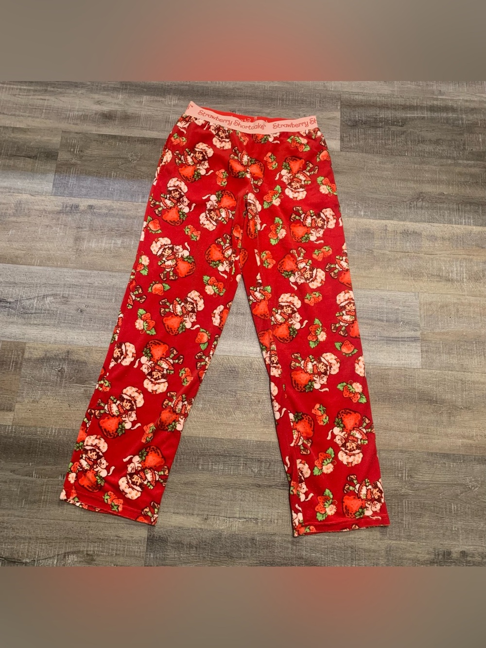 The World of Strawberry Shortcake Soft red Pajama Lounge Pants Women’s XS 0/2